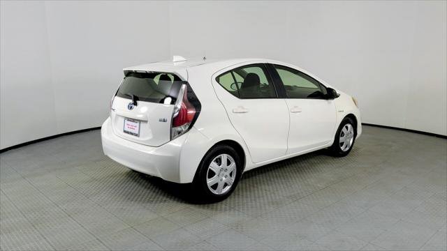 Used 2016 Toyota Prius C Two image 7