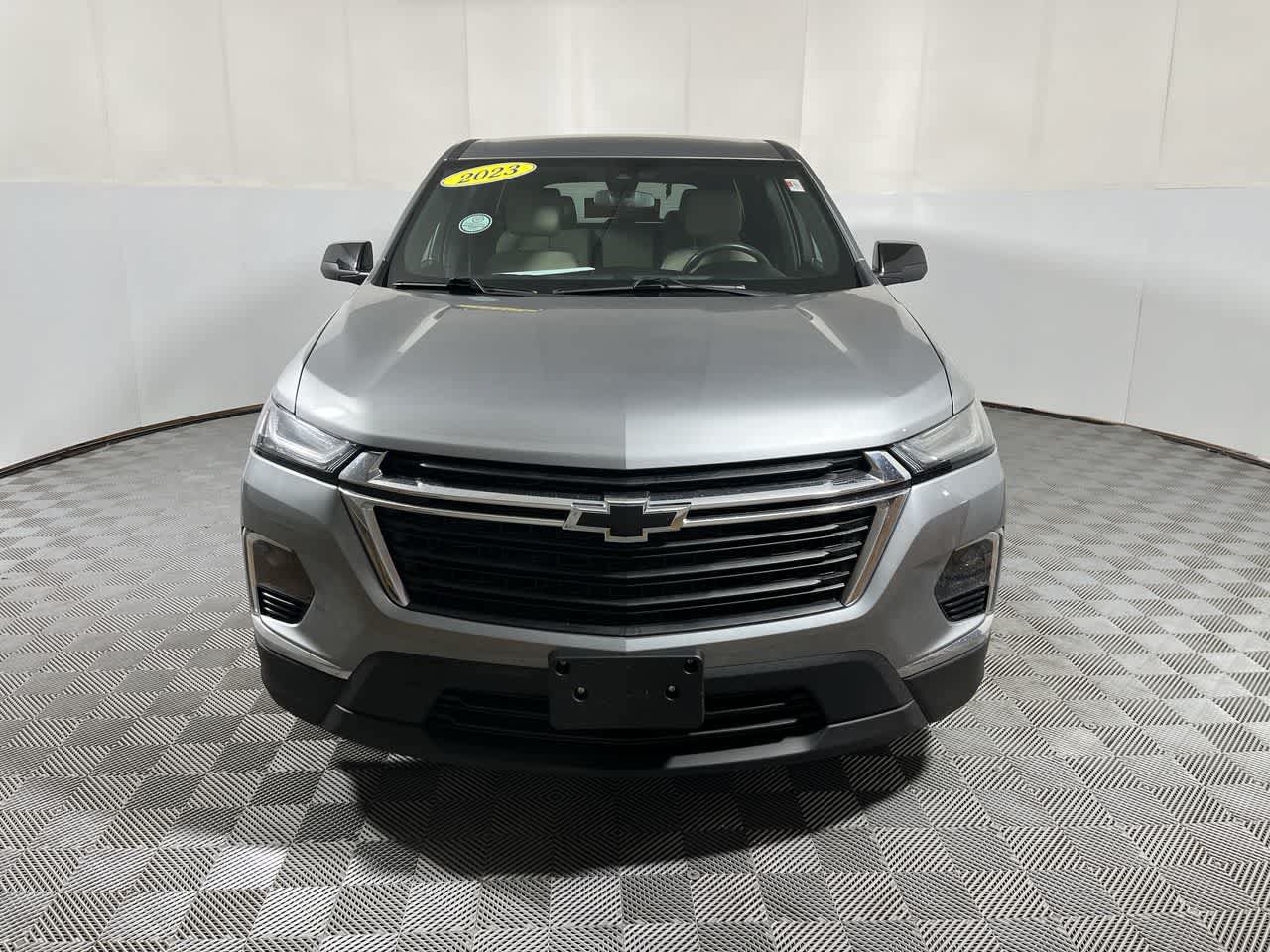 Used 2023 Chevrolet Traverse LS w/ LPO, Floor Liner Package AWD/4WD image 3