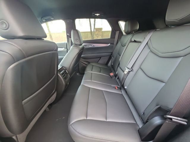New 2025 Cadillac XT5 Luxury FWD image 23