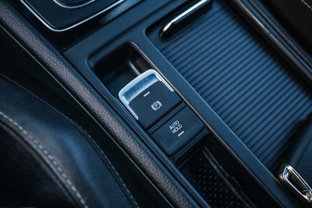 Used 2015 Volkswagen Golf R 4-Door AWD/4WD image 72