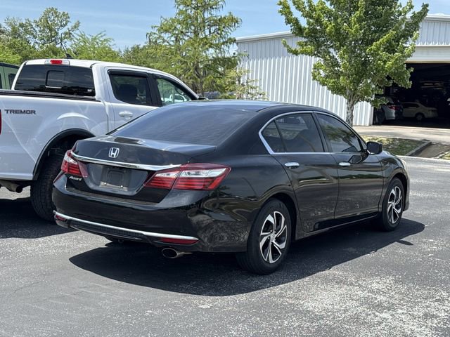 Used 2017 Honda Accord LX image 7
