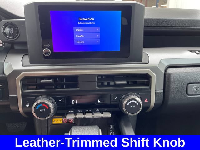 Used 2024 Toyota Tacoma SR5 AWD/4WD image 18