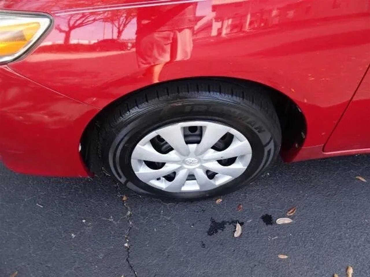 Used 2013 Toyota Corolla L image 21