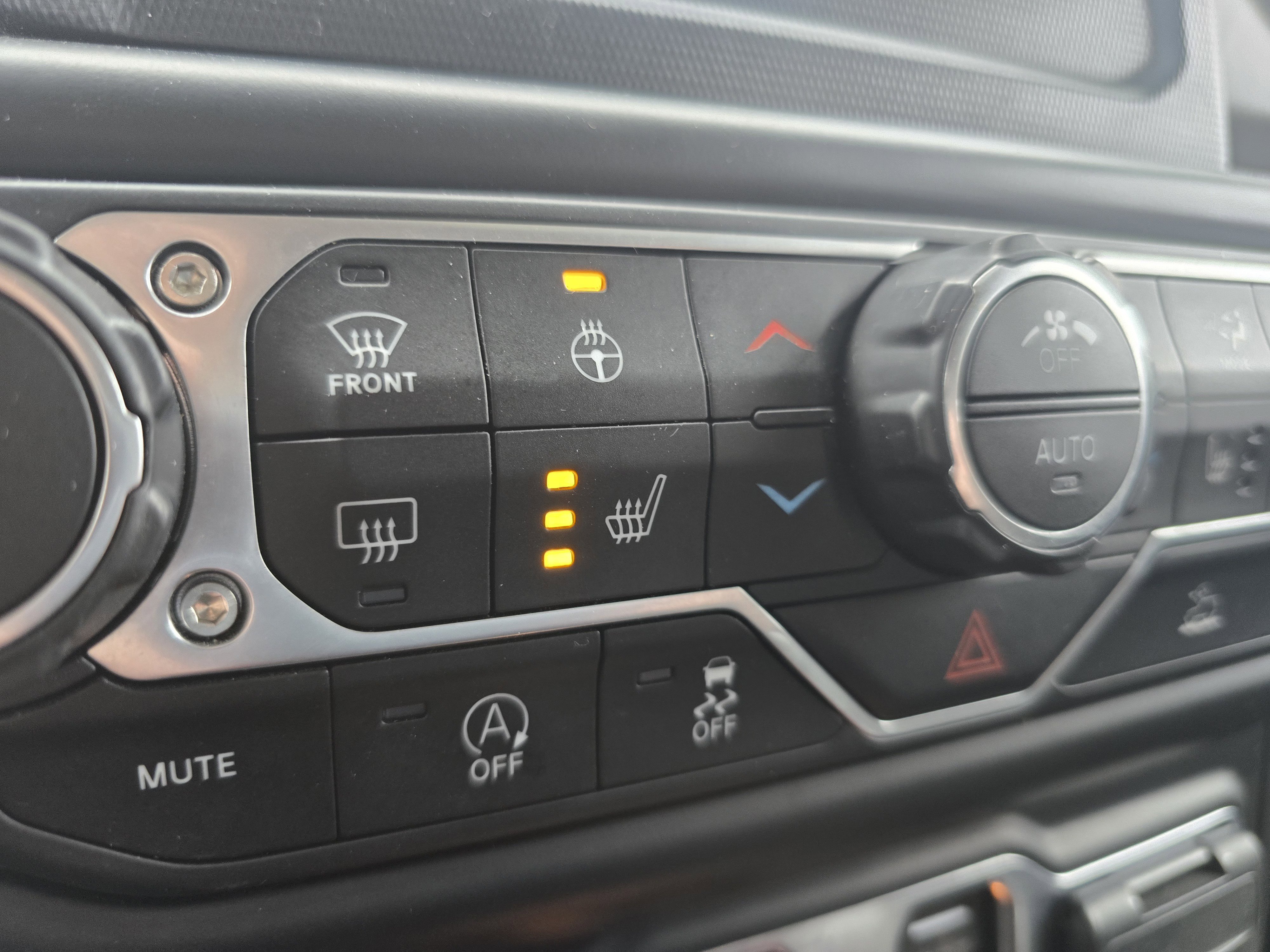 Used 2021 Jeep Gladiator Sport image 26