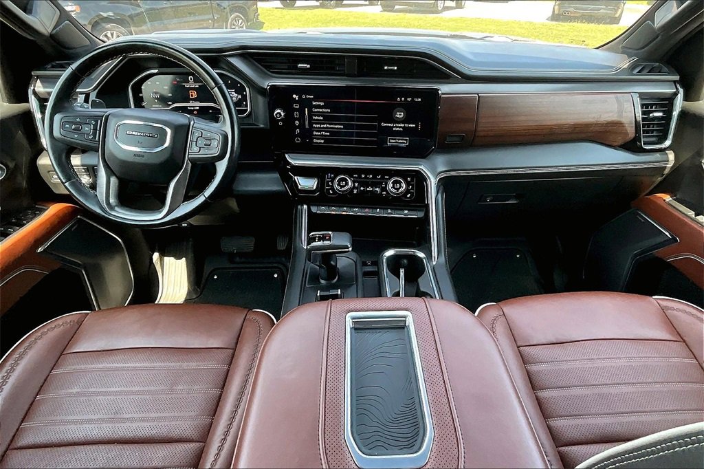 Used 2022 GMC Sierra 1500 Denali Ultimate image 12