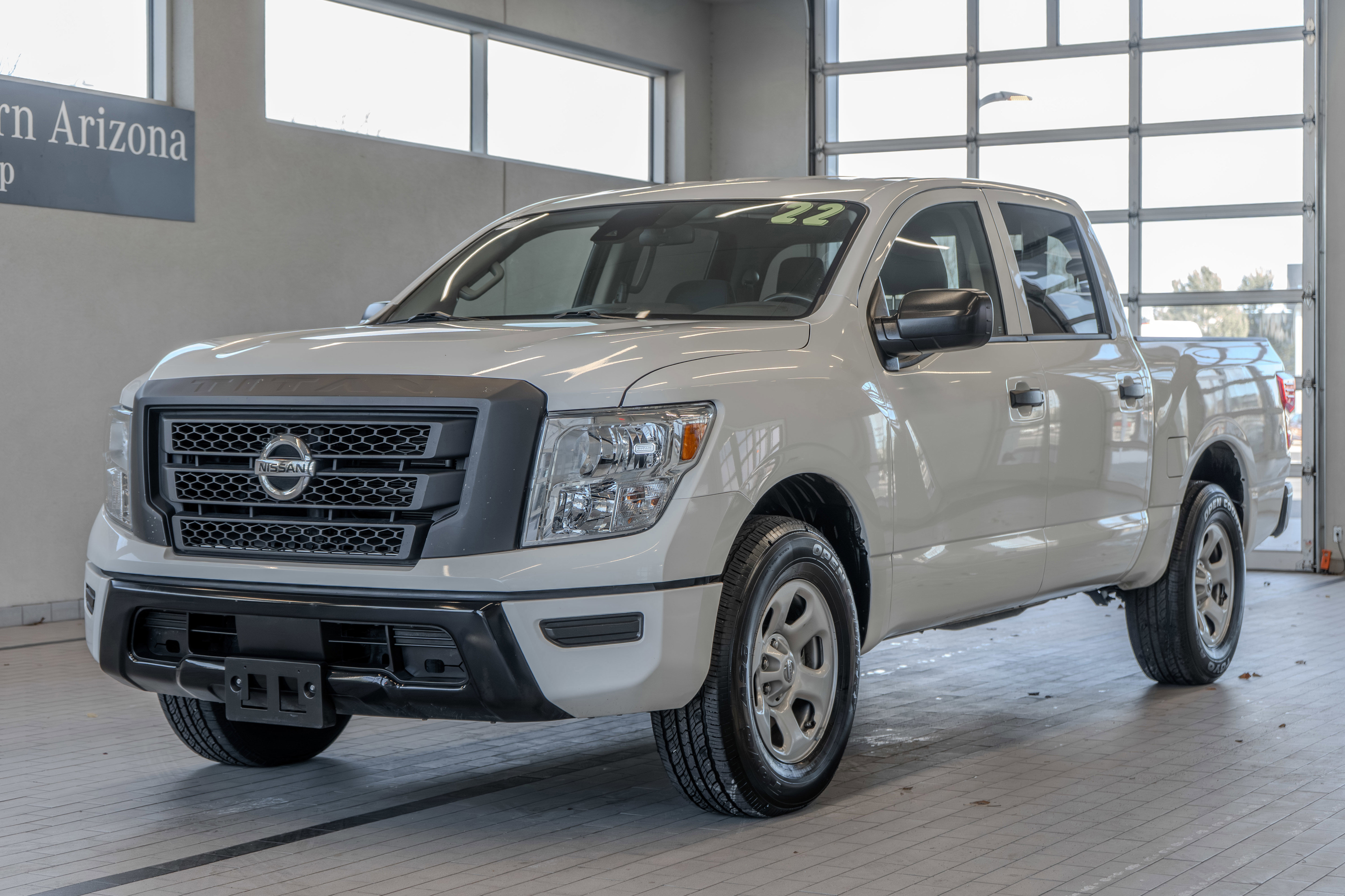 Used 2022 Nissan Titan S w/ S Utility Package image 24