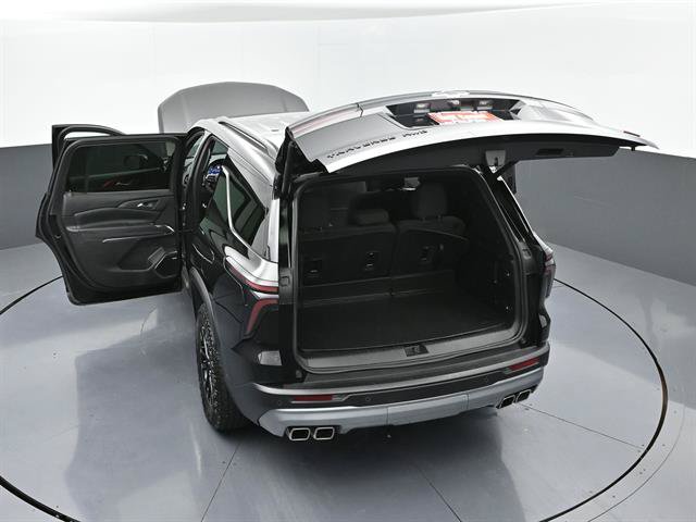 Used 2024 Chevrolet Traverse Z71 w/ Enhanced Driving Package AWD/4WD image 49