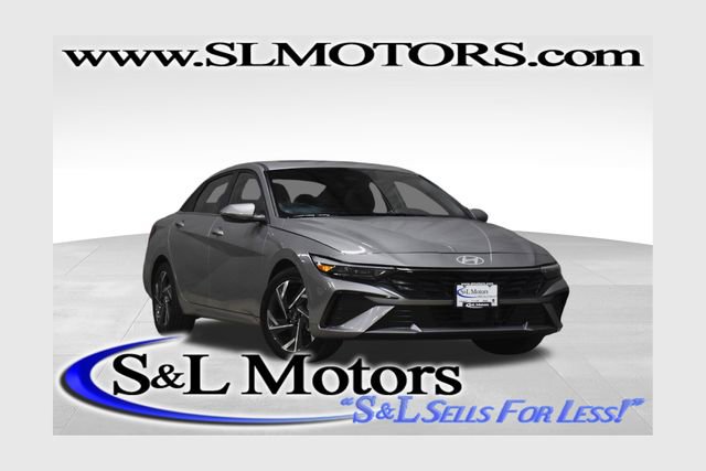 Used 2025 Hyundai Elantra Limited