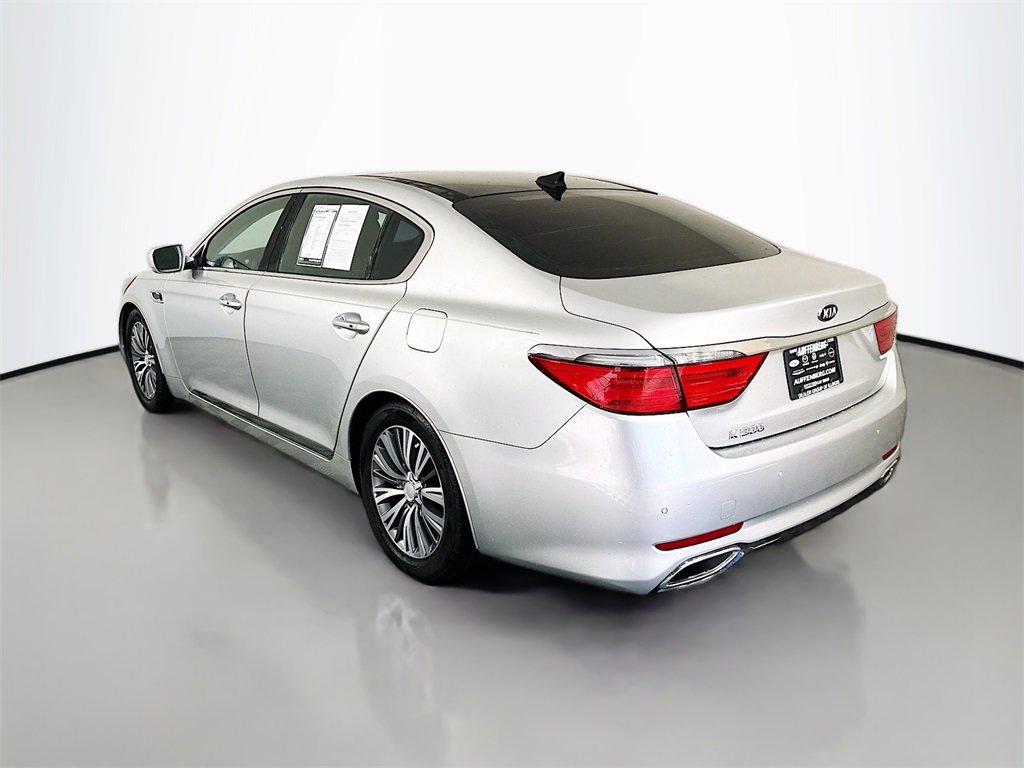 Used 2017 Kia K900 Premium image 5