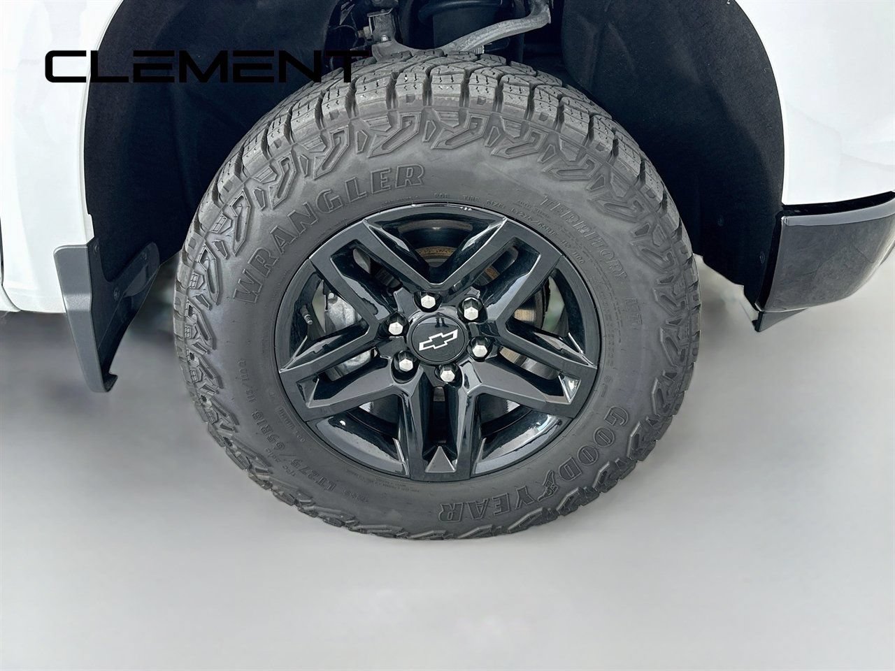Used 2023 Chevrolet Silverado 1500 LT Trail Boss w/ Protection Package AWD/4WD image 35