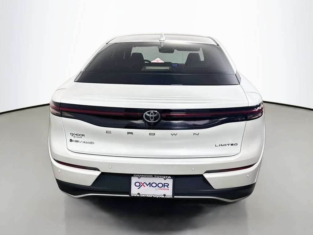 Used 2025 Toyota Crown w/ Advanced Technology Package AWD/4WD image 6