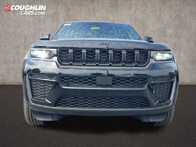 New 2027 Jeep Grand Cherokee 4WD image 2
