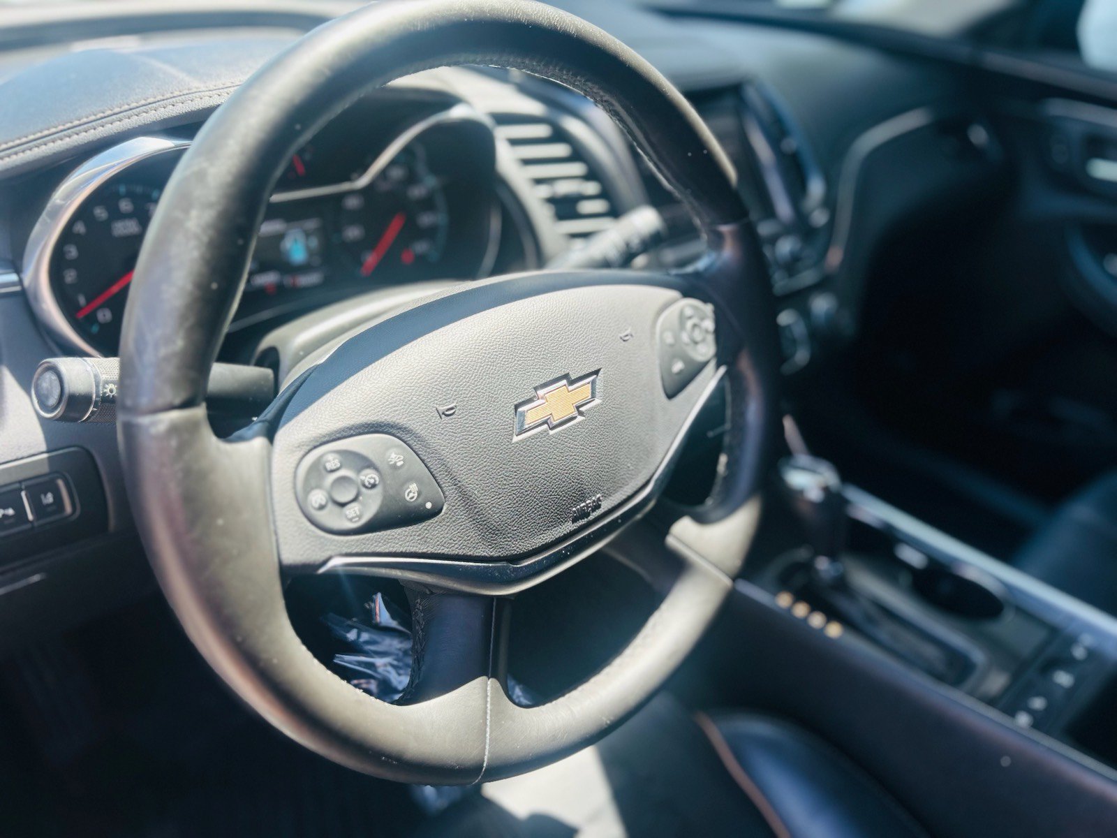 Used 2017 Chevrolet Impala Premier w/ Enhanced Convenience Package FWD image 18