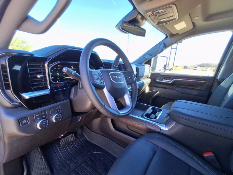 New 2026 GMC Sierra 3500 SLT w/ SLT Convenience Package AWD/4WD image 9