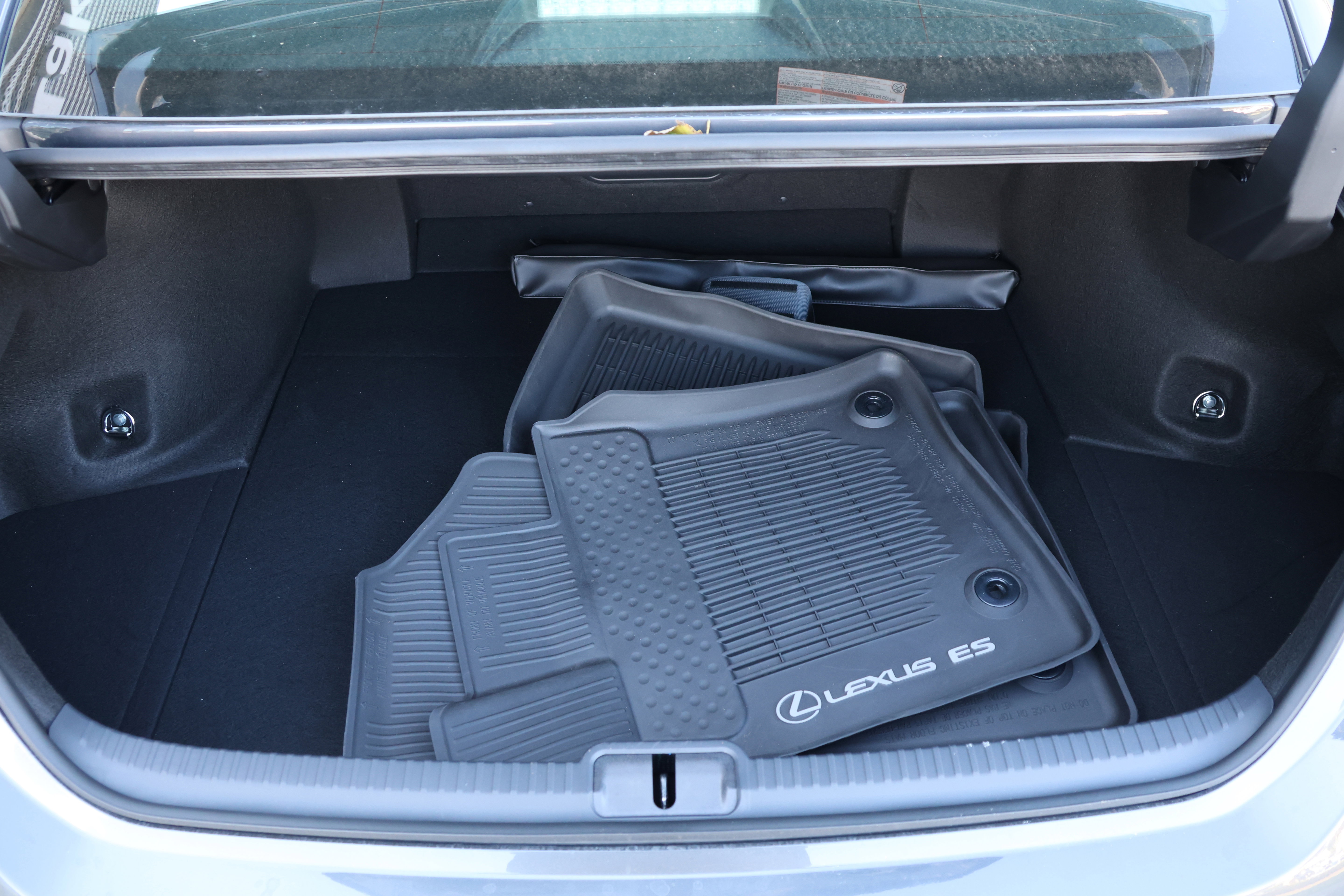 Used 2025 Lexus ES 350 w/ Premium Package image 38