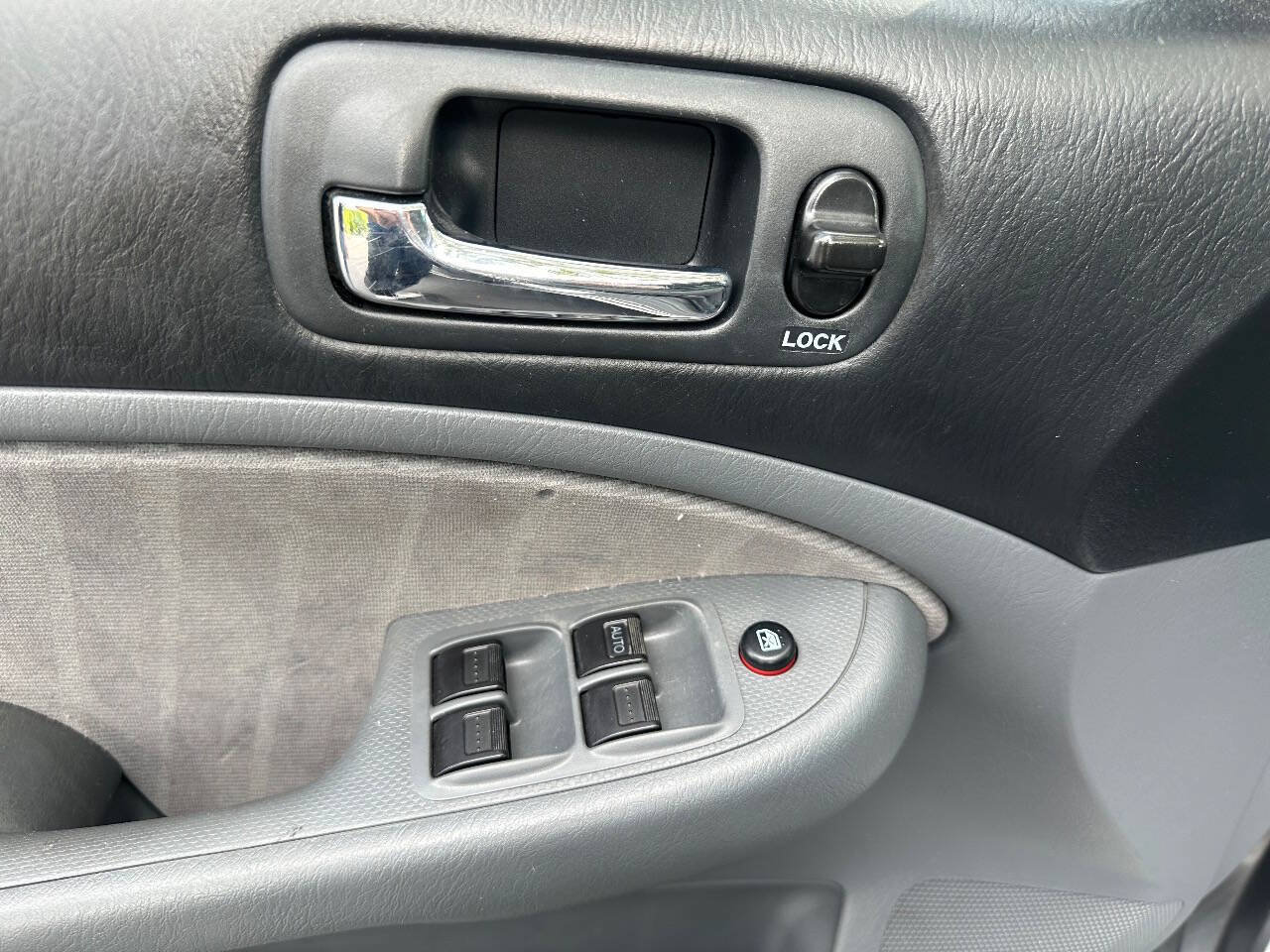 Used 2004 Honda Civic EX image 12