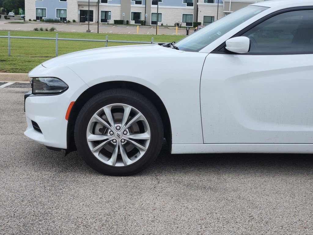 Used 2022 Dodge Charger SXT w/ Cold Weather Package AWD/4WD image 4
