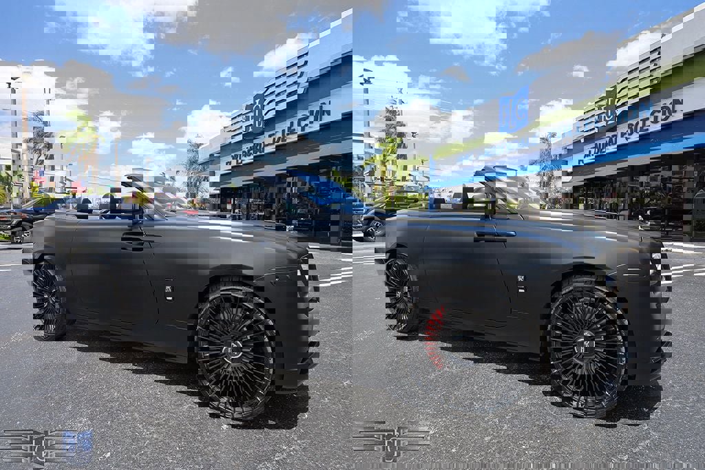 Used 2021 Rolls-Royce Dawn image 4