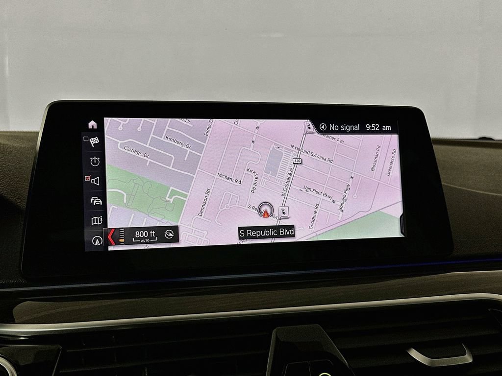 Used 2019 BMW 530e xDrive w/ Convenience Package AWD/4WD image 18