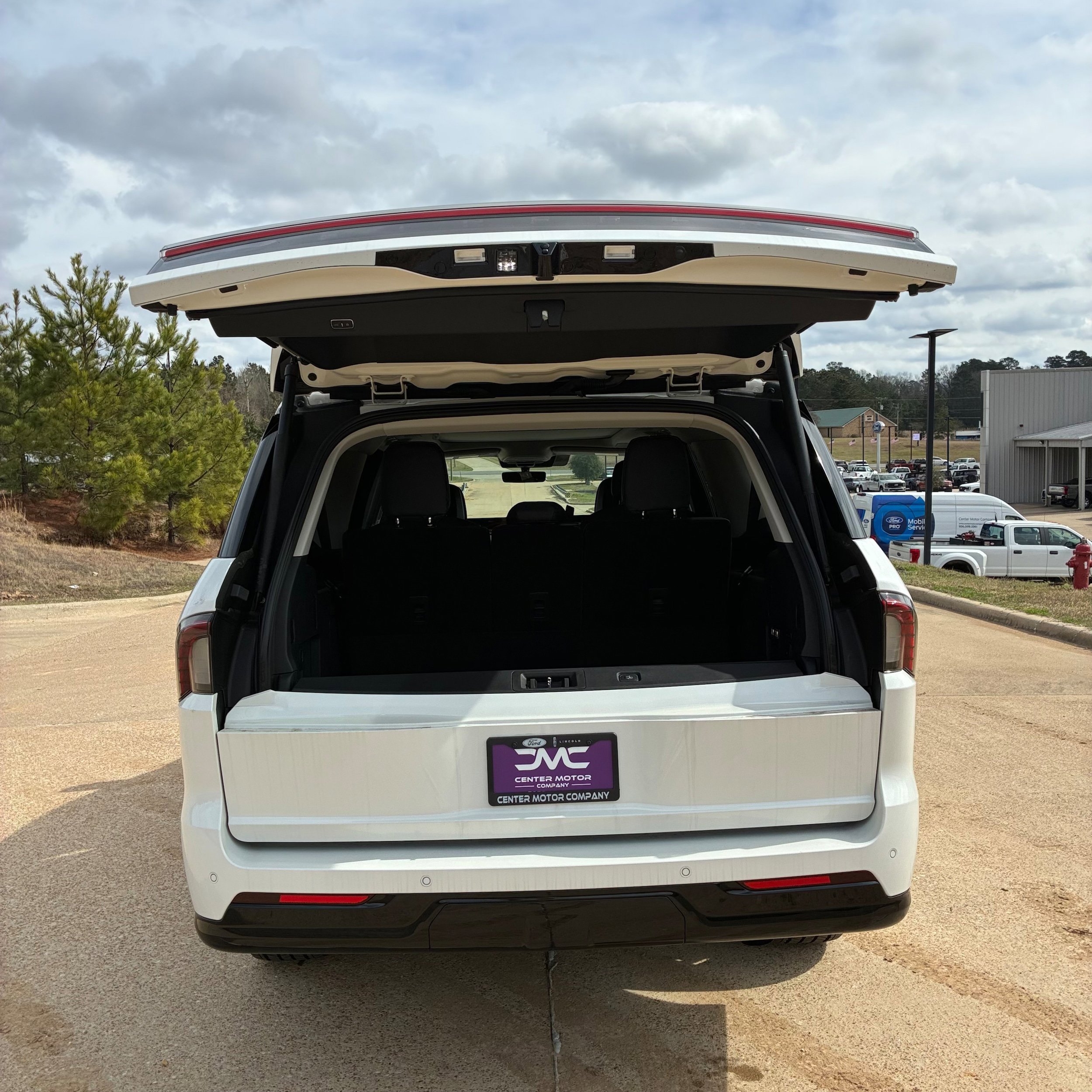 New 2025 Lincoln Navigator L Reserve image 37