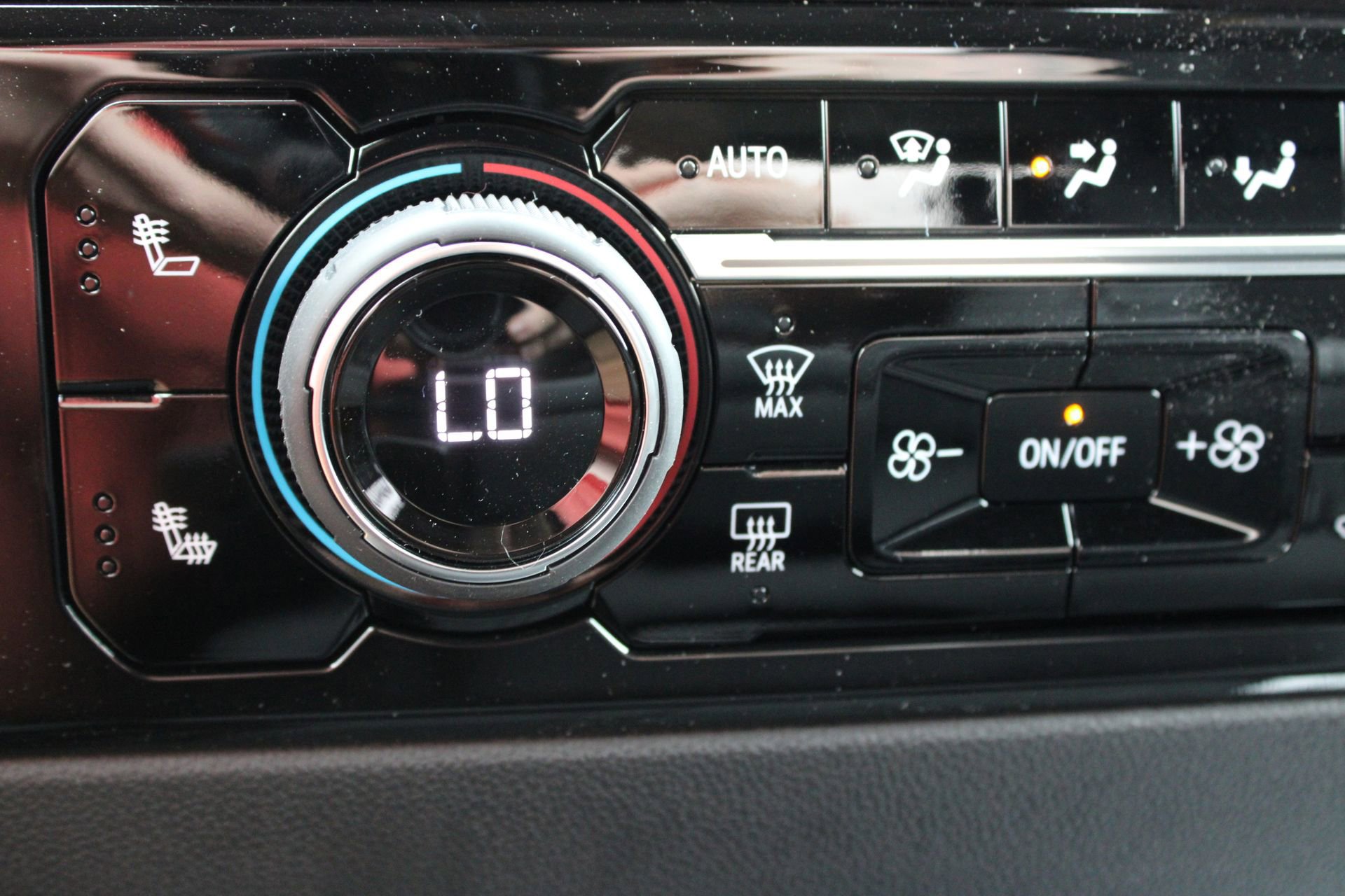 New 2026 Chevrolet Silverado 1500 RST w/ LPO, Liner Protection Package AWD/4WD image 43