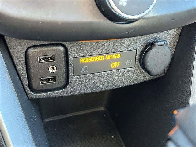 Certified 2022 Chevrolet Trax LT w/ LT Convenience Package image 30