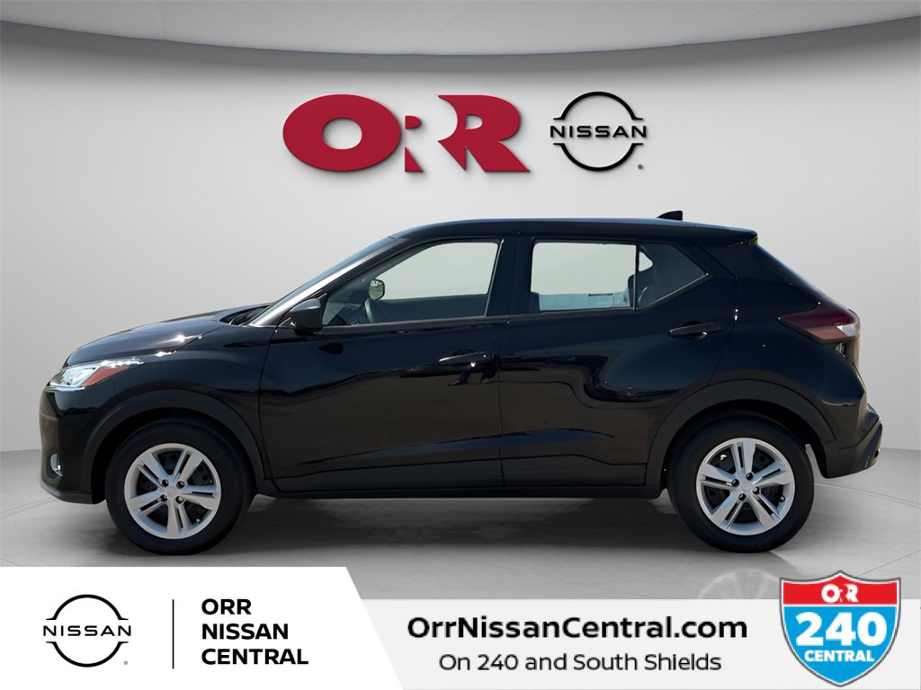 New 2025 Nissan Kicks Play S w/ Interior Electronics Package image 8