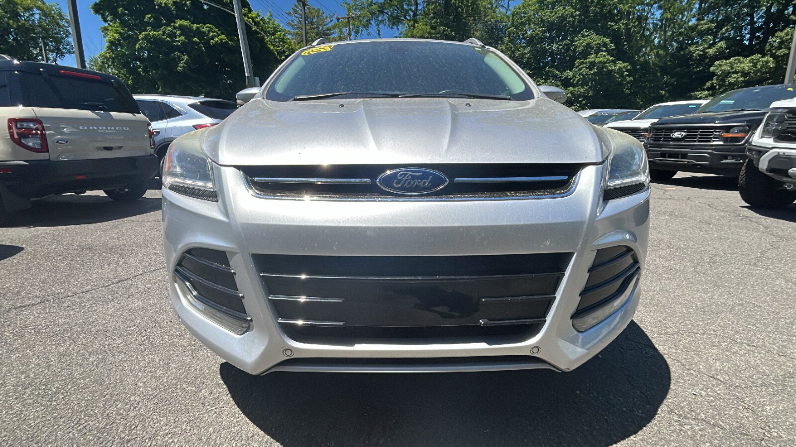 Used 2013 Ford Escape Titanium w/ Parking Technology Pkg AWD/4WD image 2