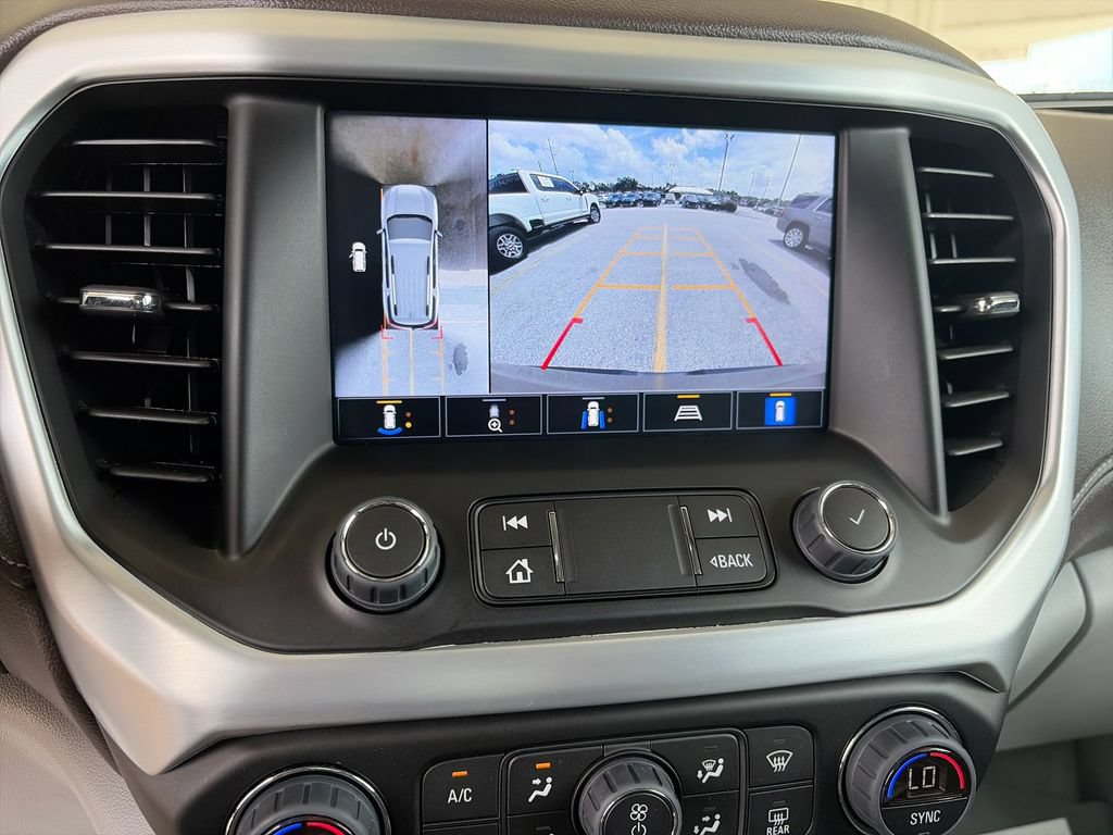 Used 2023 GMC Acadia SLT w/ Technology Package FWD image 23