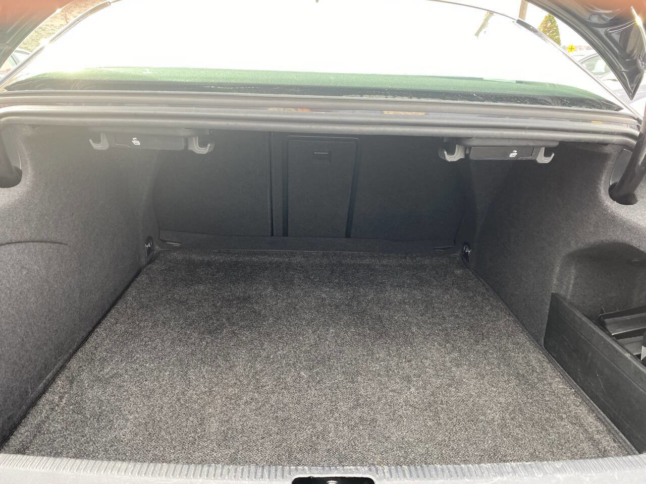 Used 2015 Volkswagen CC Executive image 23