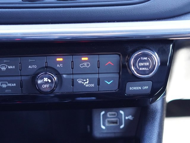 Used 2023 Jeep Compass Limited AWD/4WD image 27