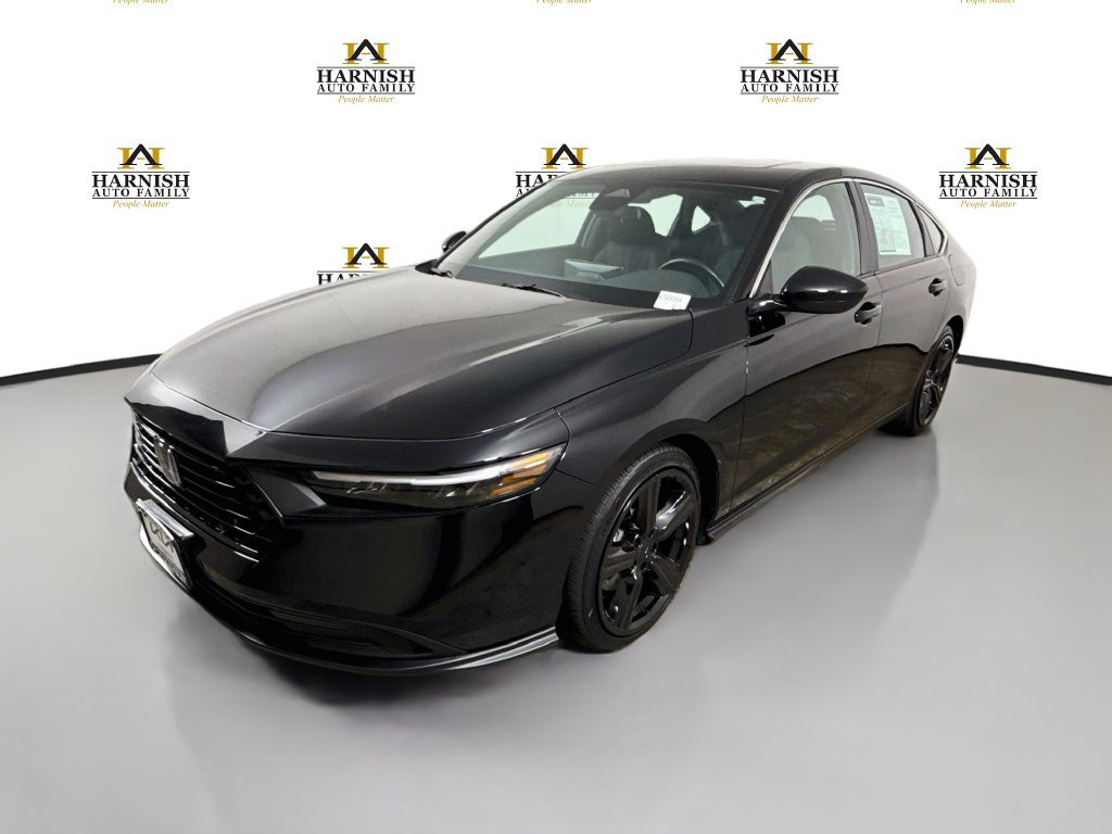 Used 2024 Honda Accord Sport image 3
