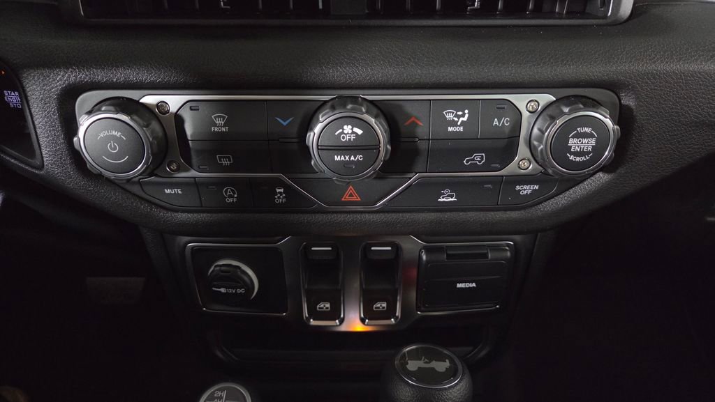 New 2026 Jeep Wrangler Sport AWD/4WD image 23