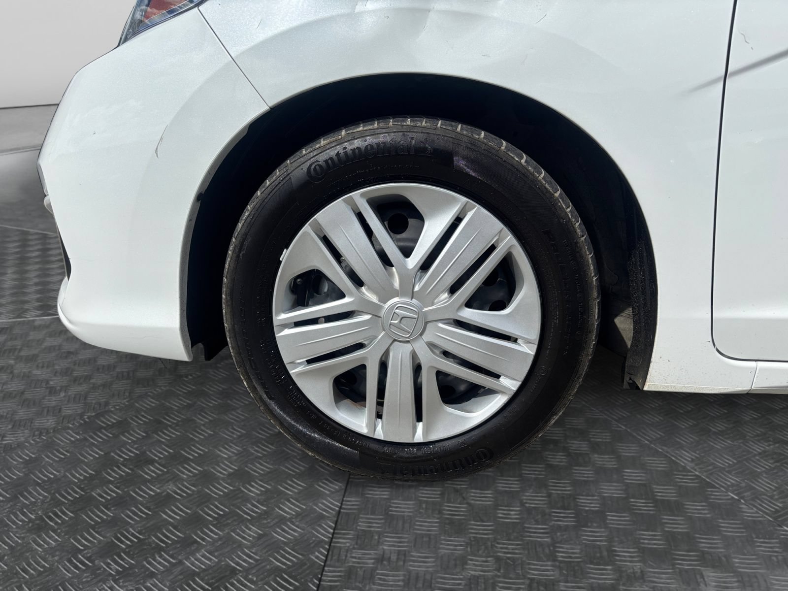 Used 2019 Honda Fit LX image 9