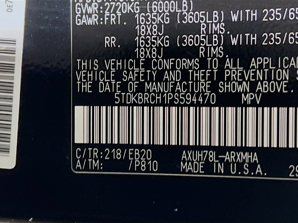 Used 2023 Toyota Highlander XLE AWD/4WD image 29