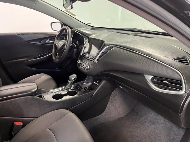 Used 2023 Chevrolet Malibu LT FWD image 11