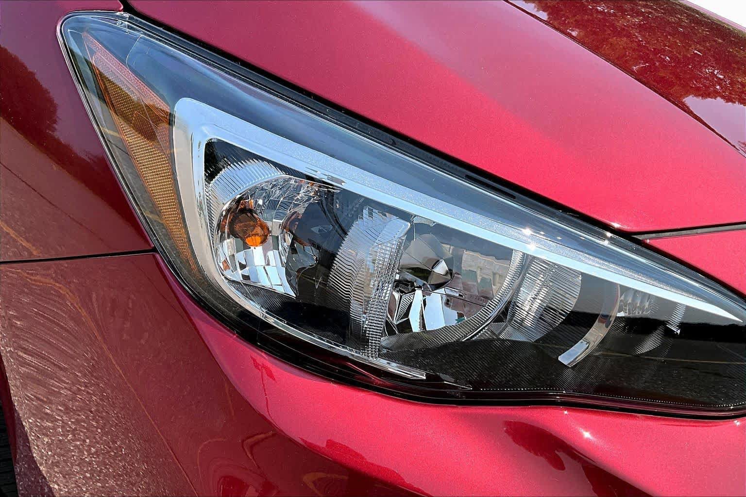 Used 2018 Subaru Impreza 2.0i Premium w/ Eyesight & BSD & Rcta AWD/4WD image 27
