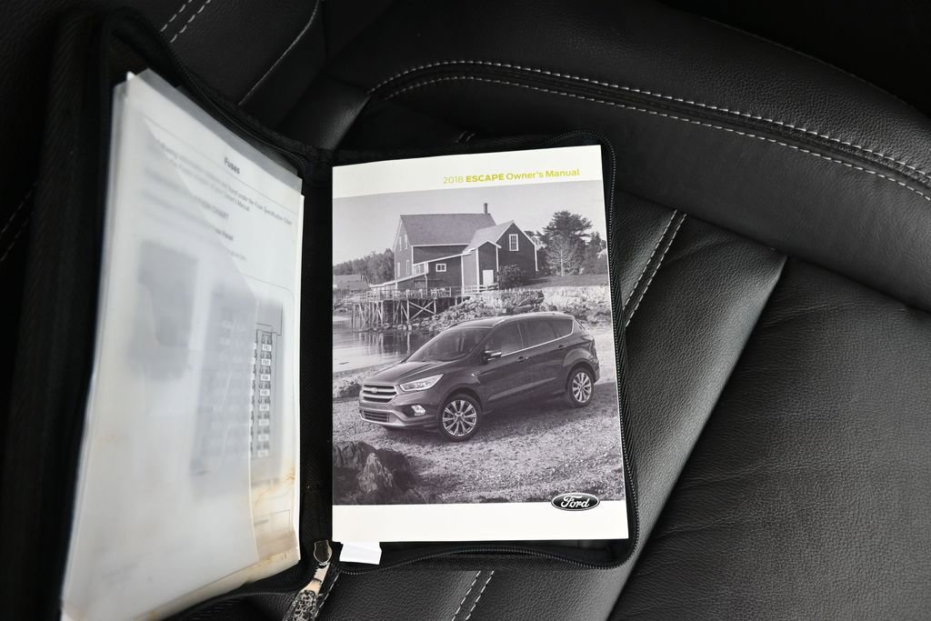 Used 2018 Ford Escape SEL FWD image 37