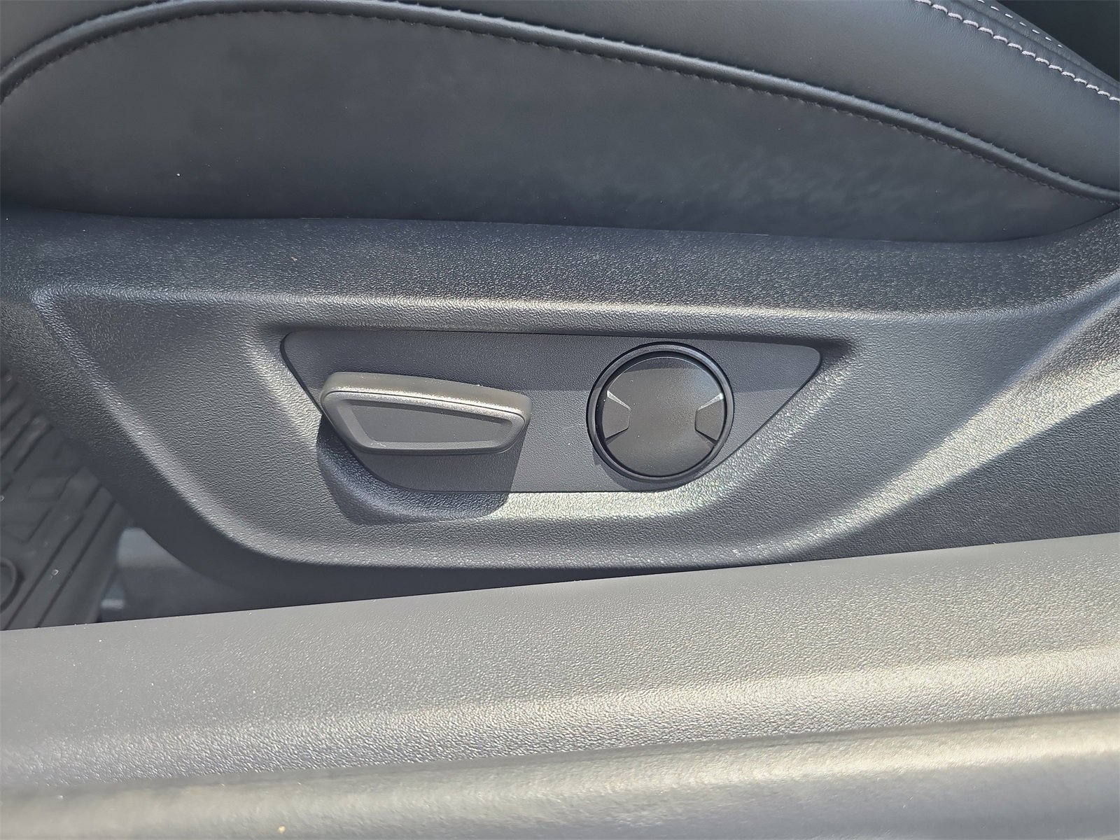 New 2025 Ford Mustang GT Premium image 13