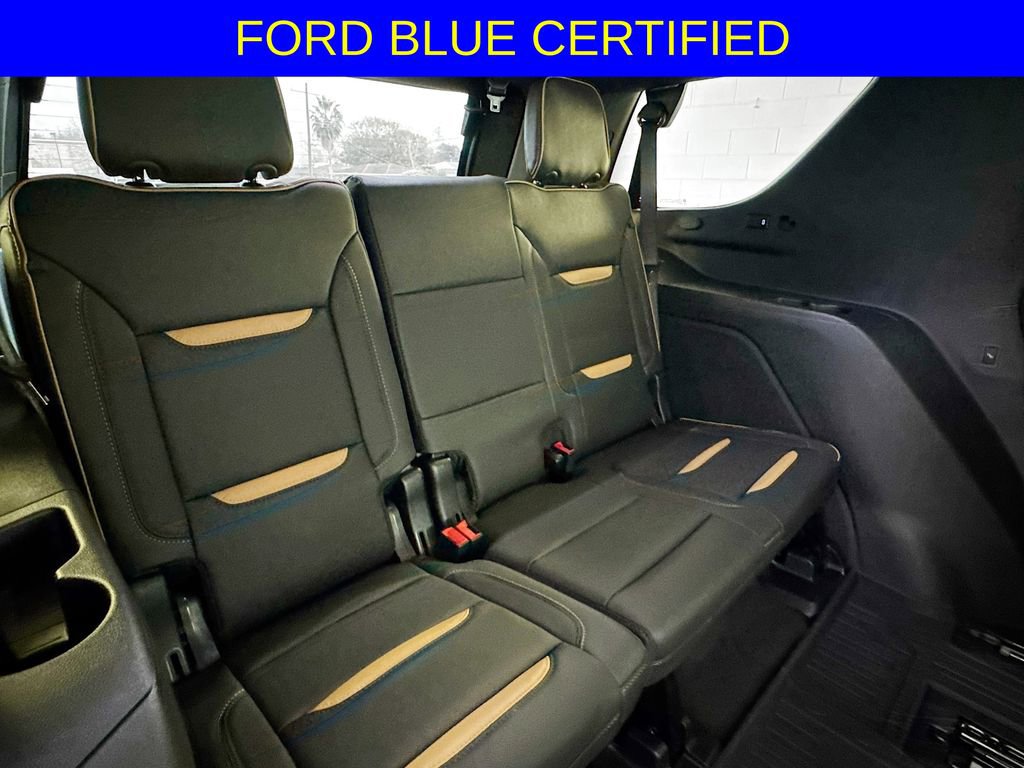 Used 2024 GMC Yukon AT4 w/ Technology Package image 29