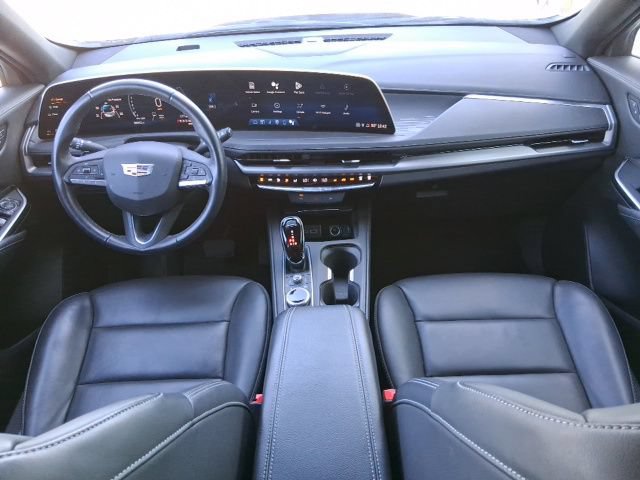 Used 2025 Cadillac XT4 Premium Luxury AWD/4WD image 9
