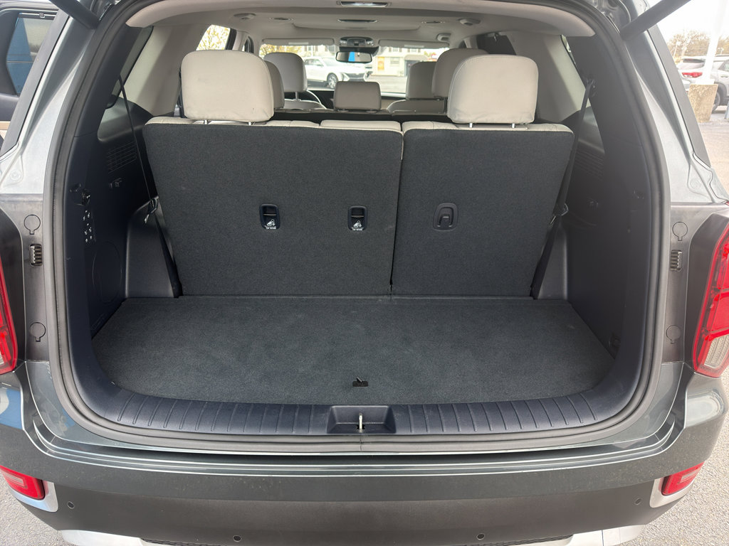 Used 2022 Hyundai Palisade SEL w/ 8P Bench Seat Package FWD image 10