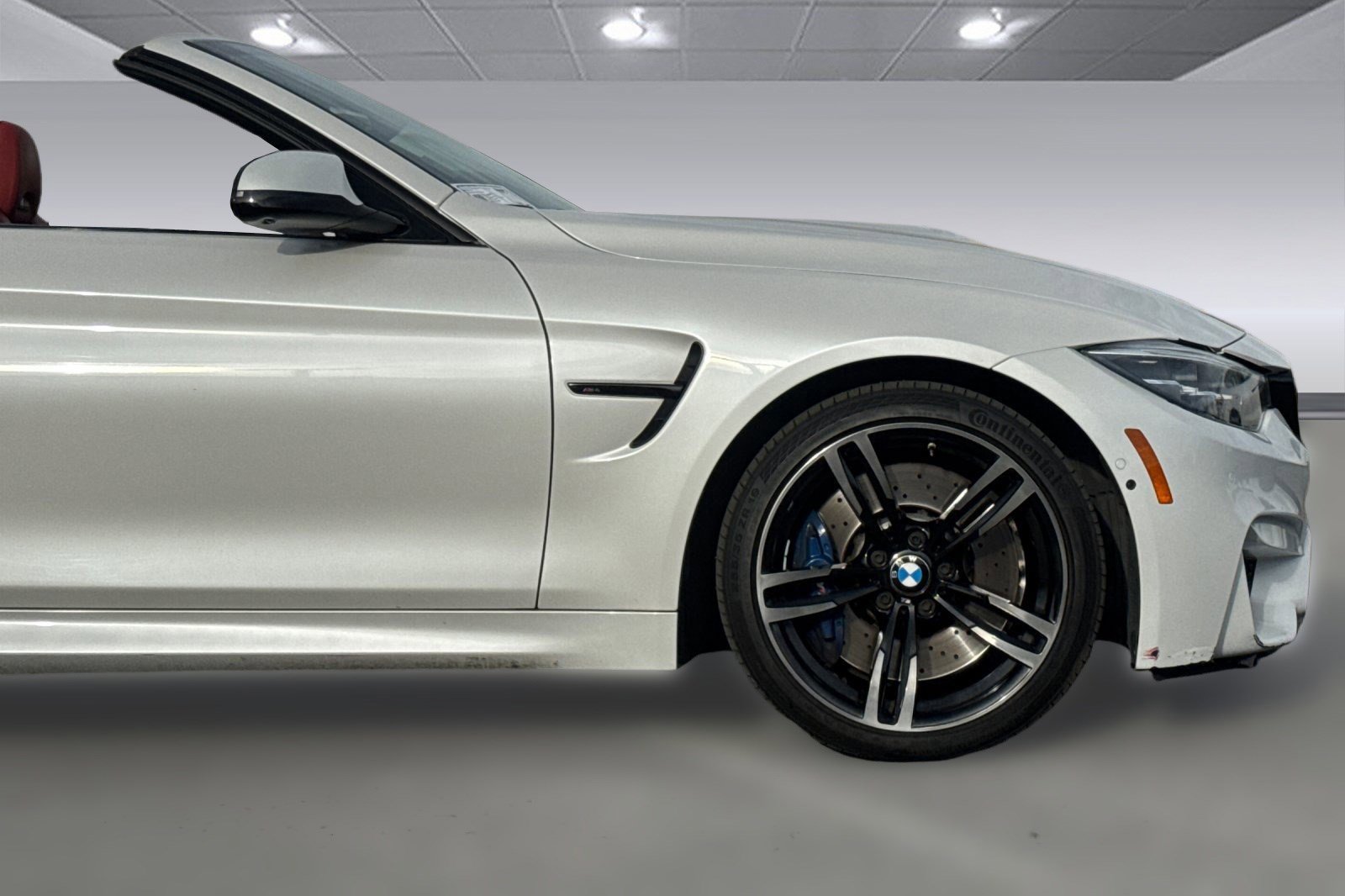 Used 2020 BMW M4 Convertible w/ Competition Package image 19