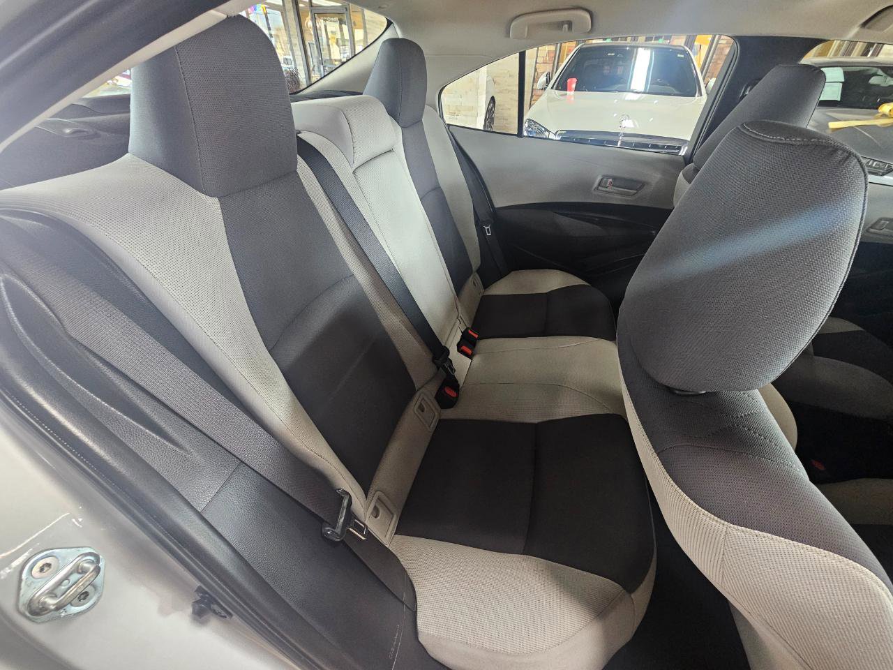 Used 2023 Toyota Corolla LE image 14
