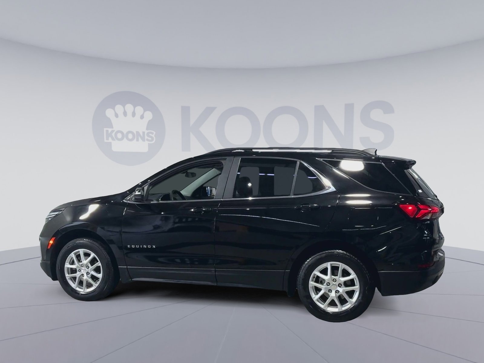 Used 2023 Chevrolet Equinox LT image 8