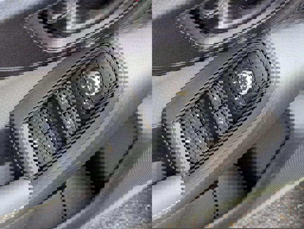 Used 2023 Subaru Crosstrek 2.5i Sport image 16