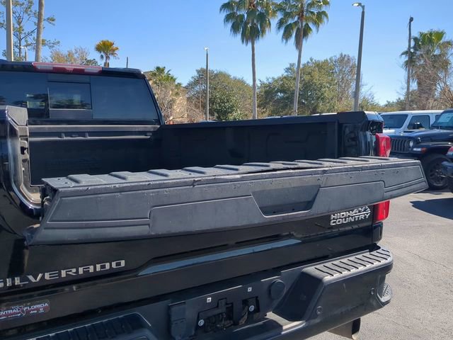 Used 2022 Chevrolet Silverado 3500 High Country image 14