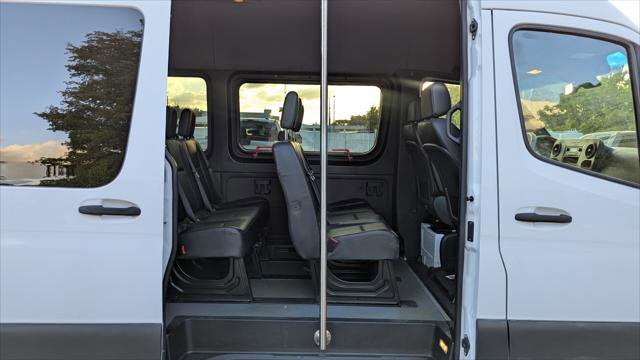 Used 2021 Mercedes-Benz Sprinter 2500 image 18