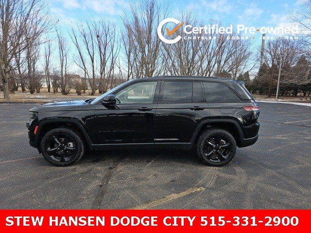 Used 2023 Jeep Grand Cherokee Limited w/ Luxury Tech Group II image 1