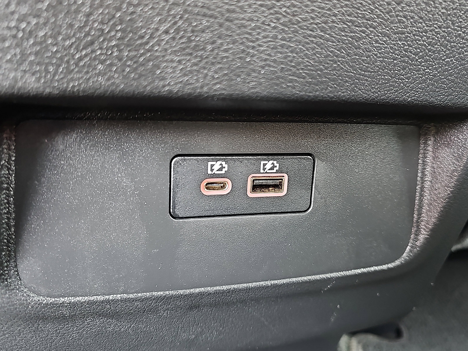 Certified 2024 Nissan Frontier SV image 11